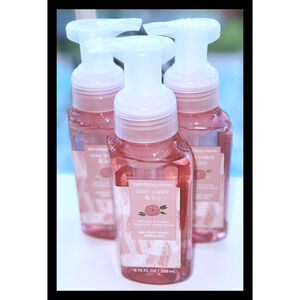 Bath & Body Works Rose Water & Ivy 8.75oz Gentle Clean Foaming Hand Soap x3